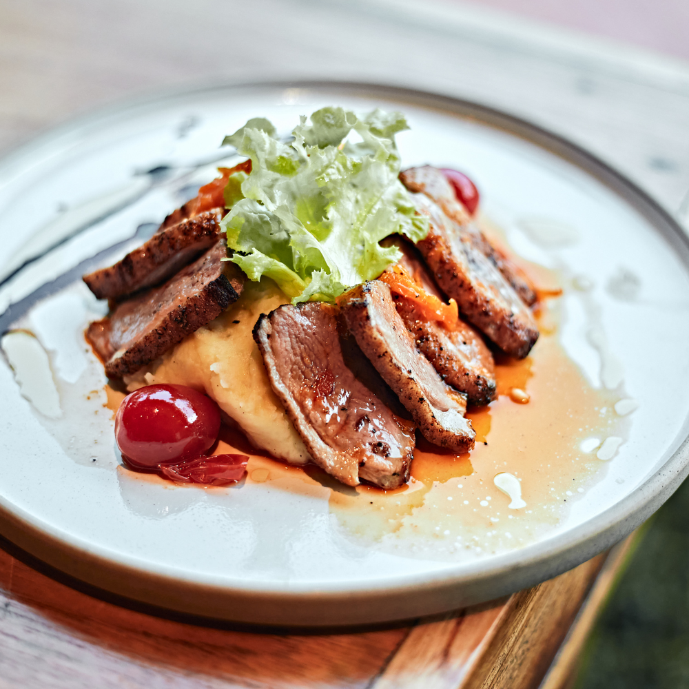 Plat du Samedi 13/12 - Canard à l’orange et gingembre, gratin de chou romanesco et patate douce