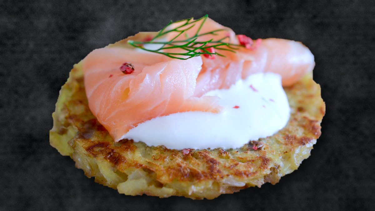 Plat du Samedi 31/10 - Galette de pomme de terre, saumon fumé, fromage blanc