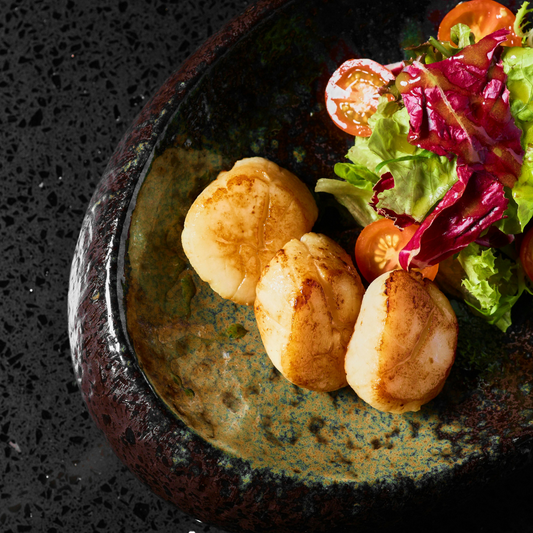 Plat du Vendredi 12/12 - Noix de Saint-Jacques poêlées, sauce vin blanc, risotto au parmesan